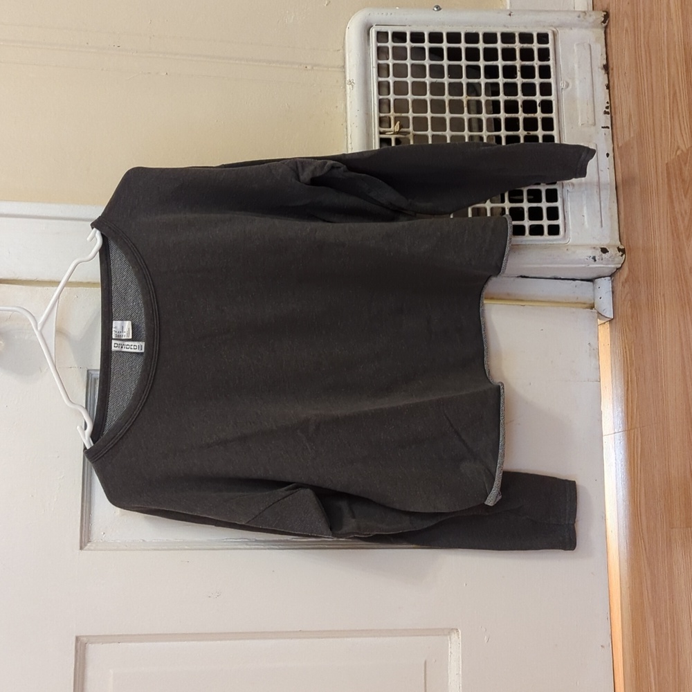 Cropped Gray Boat Neck Sweatshirt